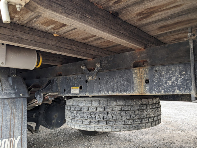 日野 レンジャー 中型 平ボディ（クレーン付） 2KG-FC2ABA(104120) 16枚目