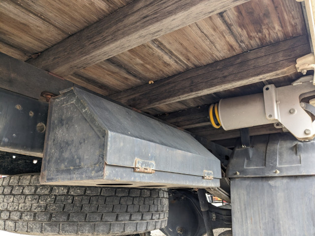 日野 レンジャー 中型 平ボディ（クレーン付） 2KG-FC2ABA(104120) 20枚目