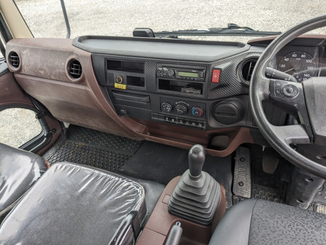 日野 レンジャー 中型 平ボディ（クレーン付） 2KG-FC2ABA(104120) 26枚目