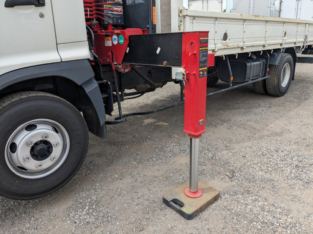 日野 レンジャー 中型 平ボディ（クレーン付） 2KG-FC2ABA(104120) 32枚目