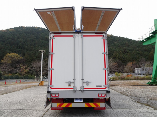 いすゞ フォワード 中型 ウィング 2RG-FRR90S4(104122) 8枚目