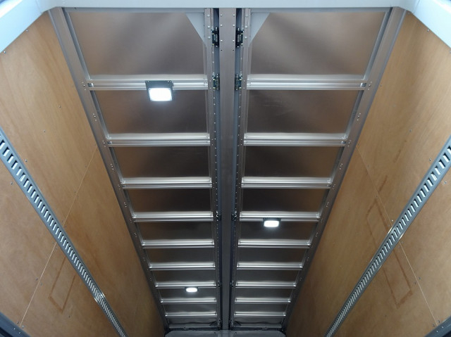 いすゞ フォワード 中型 ウィング 2RG-FRR90S4(104122) 13枚目