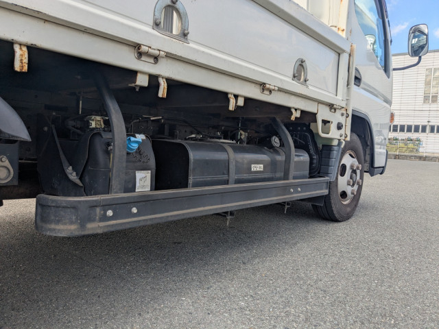 三菱ふそう キャンター 小型 平ボディ TPG-FEA20(104123) 14枚目