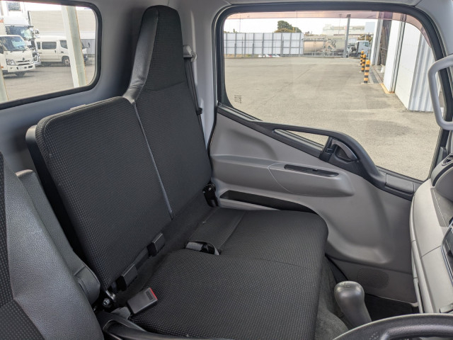 三菱ふそう キャンター 小型 平ボディ TPG-FEA20(104123) 23枚目