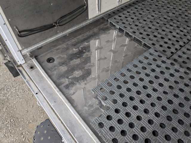 いすゞ エルフ 小型 冷蔵冷凍バン 2RG-NMR88AN(104124) 13枚目