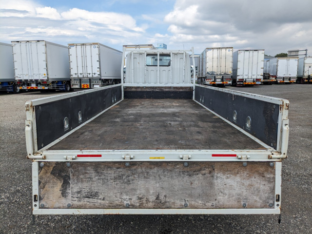 三菱ふそう キャンター 小型 平ボディ TPG-FEA50(104125) 9枚目