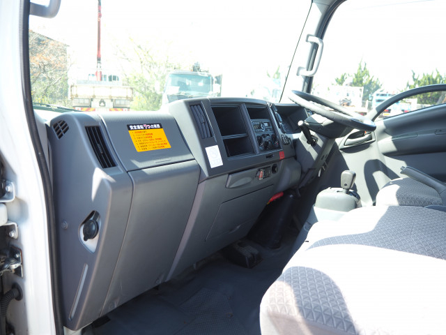 いすゞ エルフ 小型 平ボディ（クレーン付） TKG-NMS85AN(104132) 38枚目