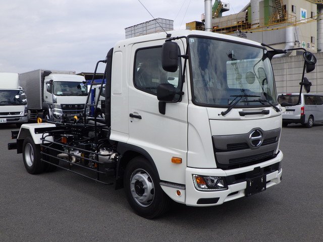 日野 - 中型 コンテナ専用車 2KG-FE2ACA(104145) 2枚目
