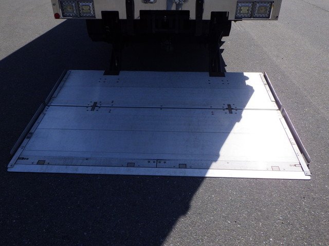 いすゞ - 中型 冷蔵冷凍バン 2PG-FSR90T2(104146) 6枚目