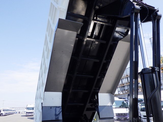 Mitsubishi Fuso - Large Soil dump 2PG-FV80VZ(104148) 8枚目