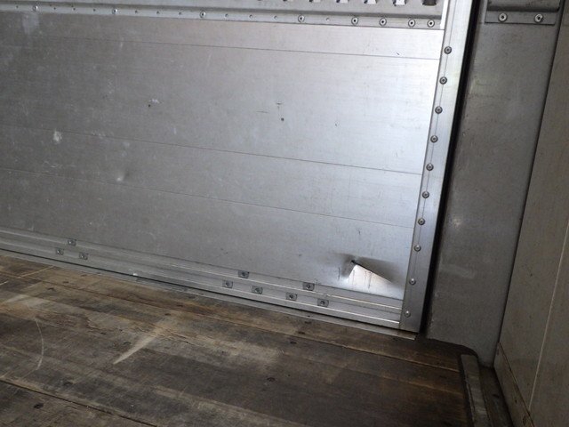 いすゞ - 中型 ウィング 2RG-FRR90S2(104153) 20枚目