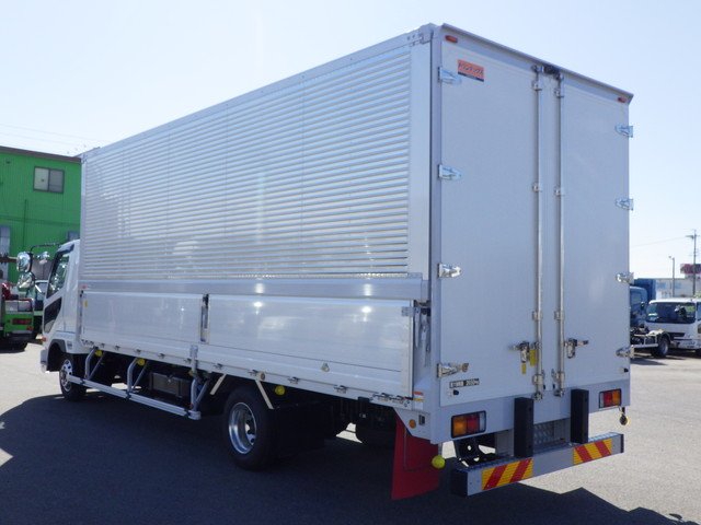 三菱ふそう - 中型 ウィング 2KG-FK65F(104158) 3枚目