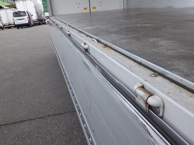 三菱ふそう - 中型 ウィング 2KG-FK62F(104159) 19枚目