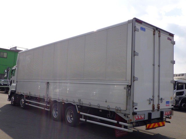 いすゞ - 大型 ウィング 2PG-CYJ77C(104161) 3枚目