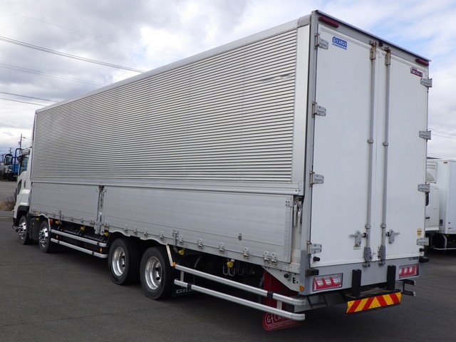 いすゞ - 大型 ウィング 2PG-CYJ77C(104162) 3枚目