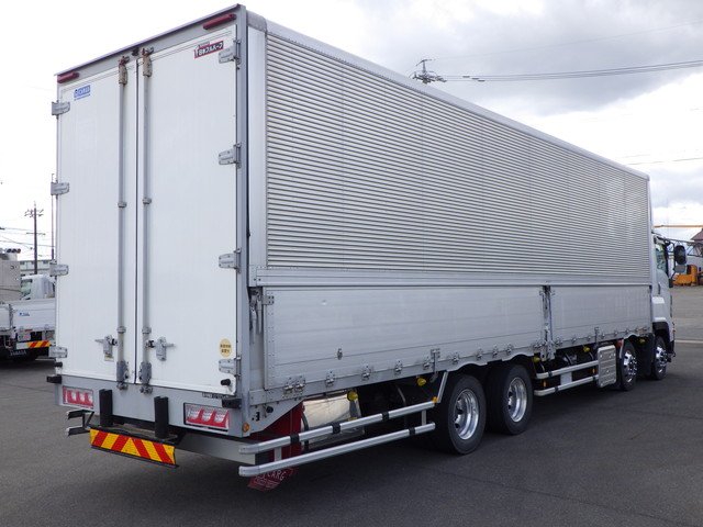 いすゞ - 大型 ウィング 2PG-CYJ77C(104162) 4枚目