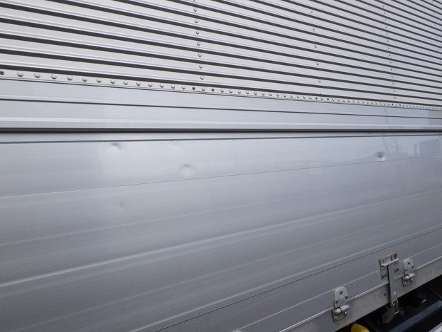 いすゞ - 大型 ウィング 2PG-CYJ77C(104162) 17枚目