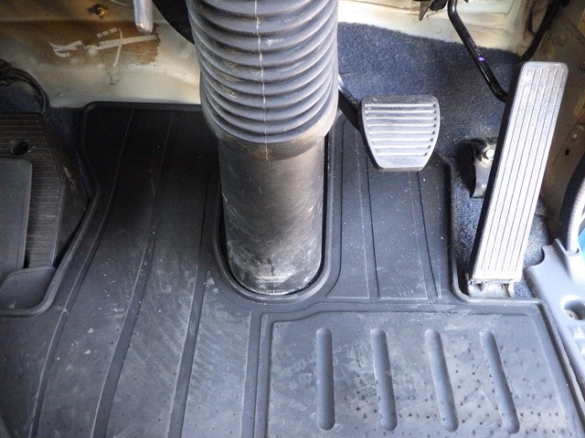 いすゞ - 中型 コンテナ専用車 TKG-FRR90S2(104171) 15枚目