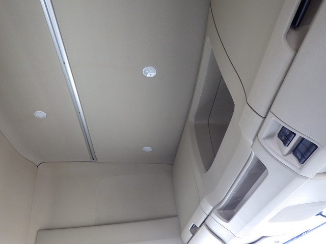 日野 - 大型 トラクタ 2DG-SH1EEGG(104174) 17枚目