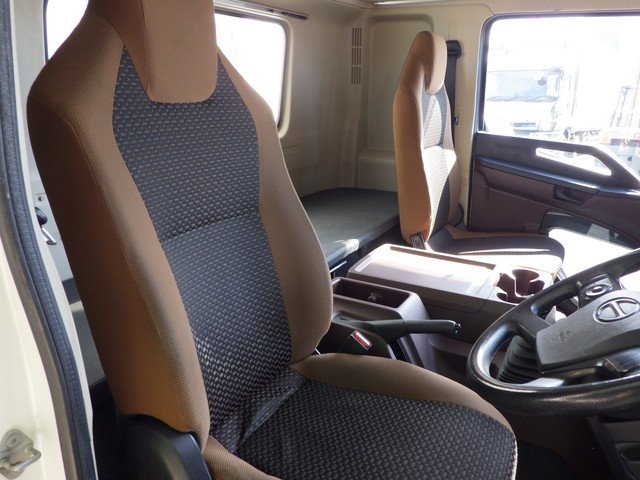 日野 - 中型 冷蔵冷凍バン 2KG-FD2ABG(104179) 12枚目