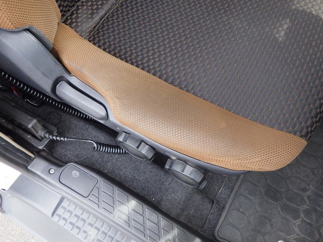 Hino - Middle Wing body 2PG-FD2ABG(104182) 15枚目