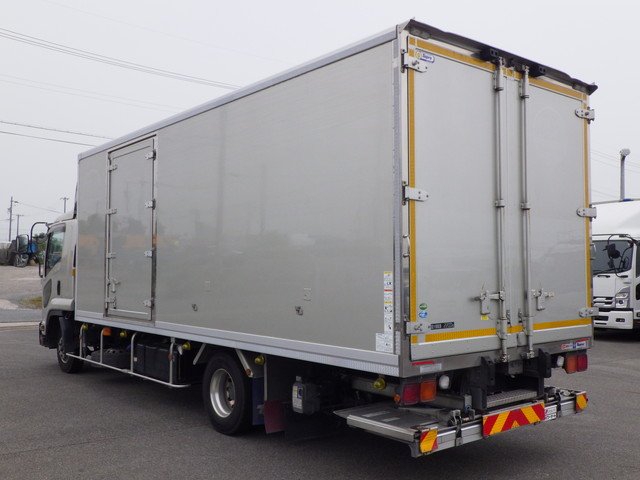 いすゞ - 中型 冷蔵冷凍バン 2PG-FRR90T2(104187) 3枚目