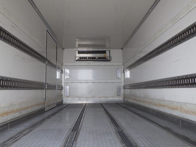 いすゞ - 中型 冷蔵冷凍バン 2PG-FRR90T2(104187) 5枚目