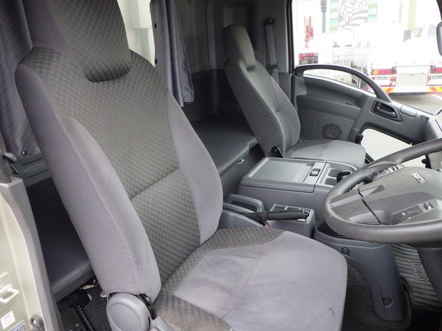 いすゞ - 中型 冷蔵冷凍バン 2PG-FRR90T2(104187) 12枚目