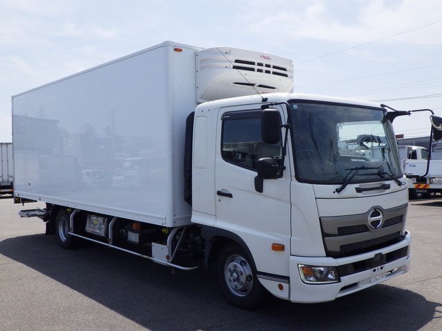 日野 - 中型 冷蔵冷凍バン 2KG-FD2ABA(104191) 2枚目