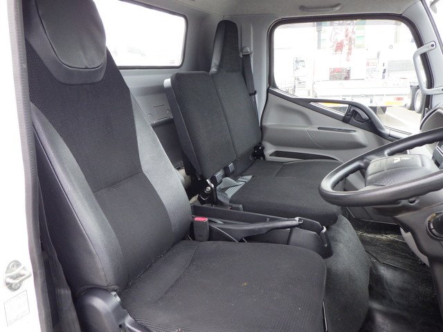 三菱ふそう - 小型 平ボディ 2PG-FEB50(104192) 11枚目