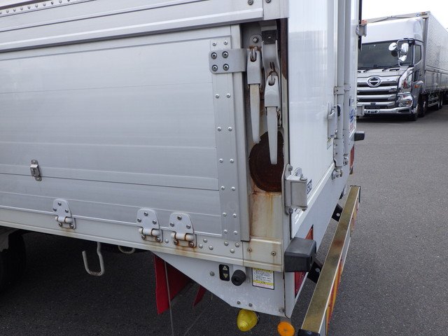 いすゞ - 中型 ウィング TKG-FRR90S2(104194) 19枚目