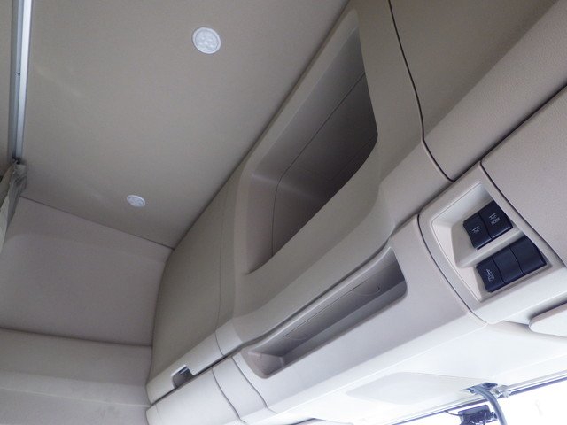 日野 - 大型 トラクタ 2DG-SH1EDGG(104200) 16枚目