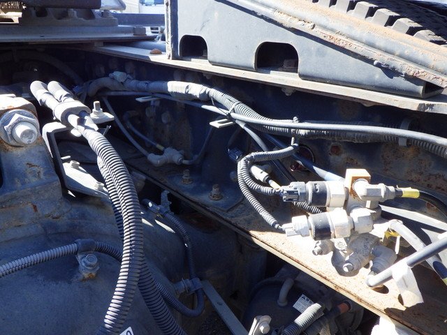 いすゞ - 大型 トラクタ QKG-EXD52BD(104202) 9枚目