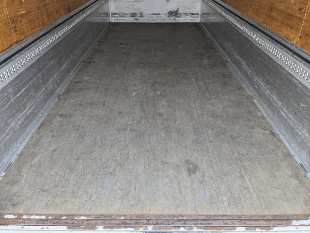 いすゞ フォワード 中型 ウィング 2PG-FRR90S2(104206) 14枚目