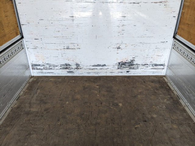 いすゞ フォワード 中型 ウィング 2PG-FRR90S2(104206) 16枚目