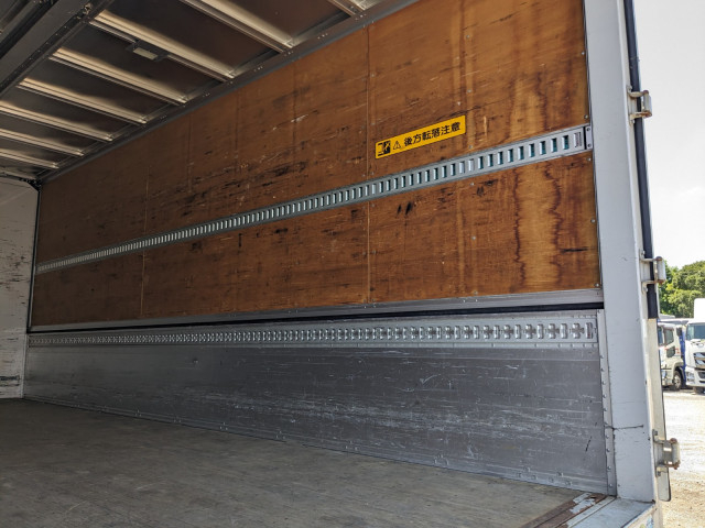 いすゞ フォワード 中型 ウィング 2PG-FRR90S2(104206) 19枚目