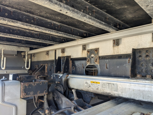 いすゞ フォワード 中型 ウィング 2PG-FRR90S2(104206) 23枚目