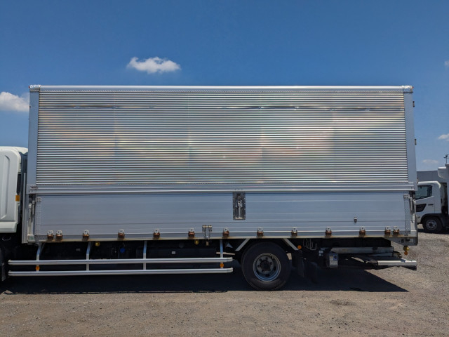 いすゞ フォワード 中型 ウィング 2PG-FRR90S2(104206) 30枚目