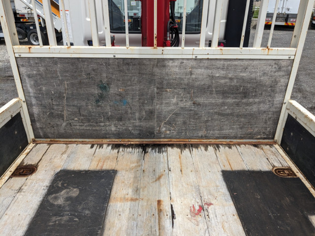 日野 レンジャー 中型 平ボディ（クレーン付） 2KG-FC2ABA(104212) 11枚目