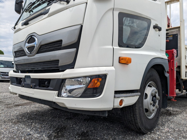 日野 レンジャー 中型 平ボディ（クレーン付） 2KG-FC2ABA(104212) 45枚目