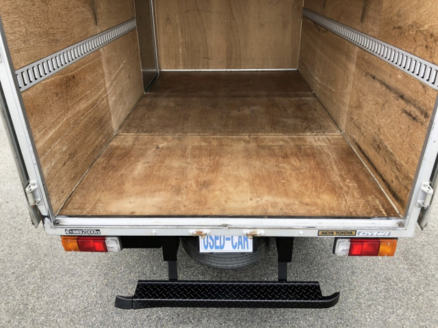トヨタ ダイナ 小型 バン TKG-XZU605(104213) 16枚目