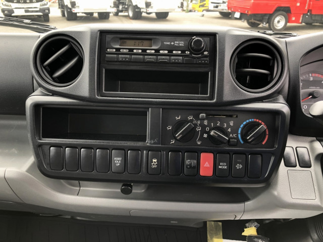 トヨタ ダイナ 小型 バン TKG-XZU605(104213) 38枚目