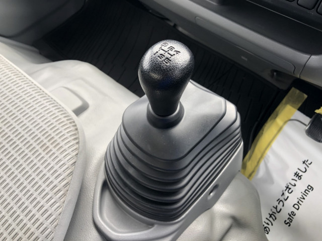 トヨタ ダイナ 小型 バン TKG-XZU605(104213) 39枚目