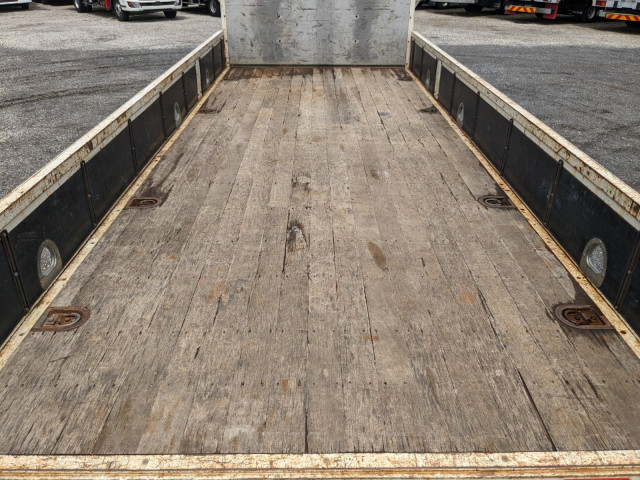 いすゞ フォワード 中型 平ボディ（クレーン付） 2PG-FRR90S1(104215) 10枚目