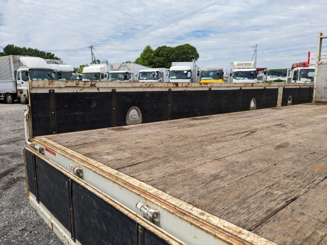 いすゞ フォワード 中型 平ボディ（クレーン付） 2PG-FRR90S1(104215) 15枚目