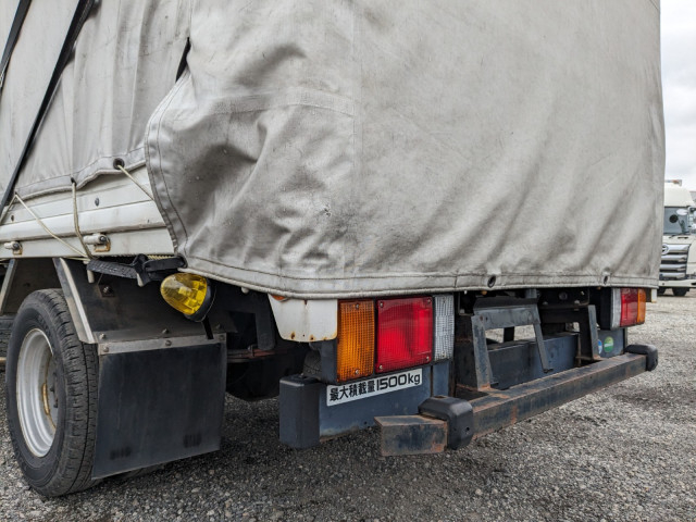 いすゞ エルフ 小型 平ボディ BKG-NHR85A(104216) 8枚目