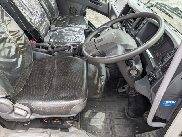 いすゞ フォワード 中型 平ボディ（クレーン付） 2PG-FRR90S1(104215) 26枚目