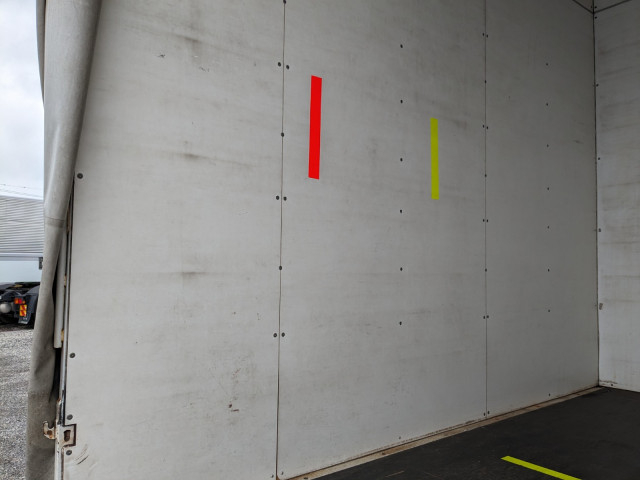 いすゞ エルフ 小型 平ボディ BKG-NHR85A(104216) 21枚目