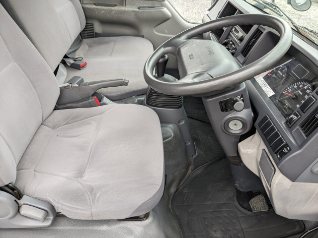 いすゞ エルフ 小型 平ボディ BKG-NHR85A(104216) 30枚目