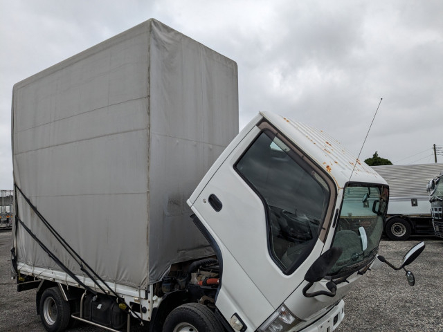 いすゞ エルフ 小型 平ボディ BKG-NHR85A(104216) 40枚目